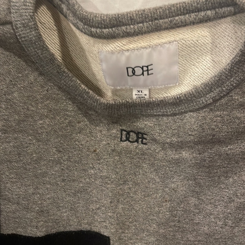 Men’s Sweater - Picture 3 of 5